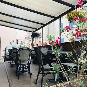 La Cigale Hotel